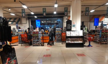 Maize Flour Prices Yet To Drop Again After Uhuru's Directive