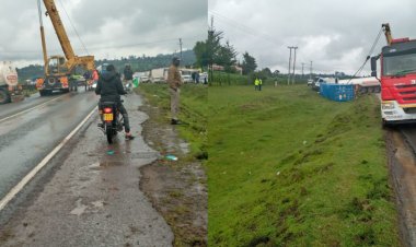Alarm As Fuel Tanker Overturns Along Major Highway [PHOTOS]