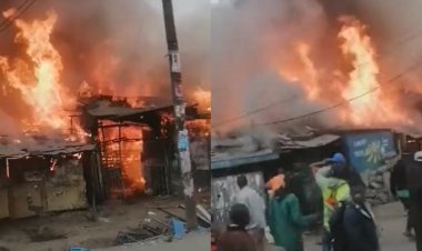 Fire Torches Several Buildings in Mathare [VIDEO]