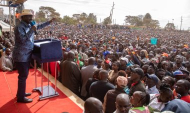 Raila Tells Off Ruto Over Attacks On Uhuru, Mama Ngina