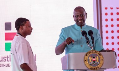 Ruto Presents Tuk Tuk Driver Who Took Ksh714K From Hustler Fund After Criticism [VIDEO]