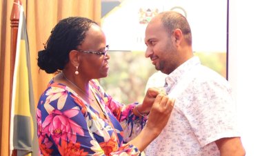 Supreme Court Photographer's Rise From Selling Street Food, Joho's Waiter