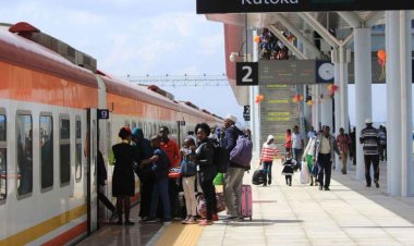8 Safety Tips While Boarding & Alighting Trains- Kenya Railways
