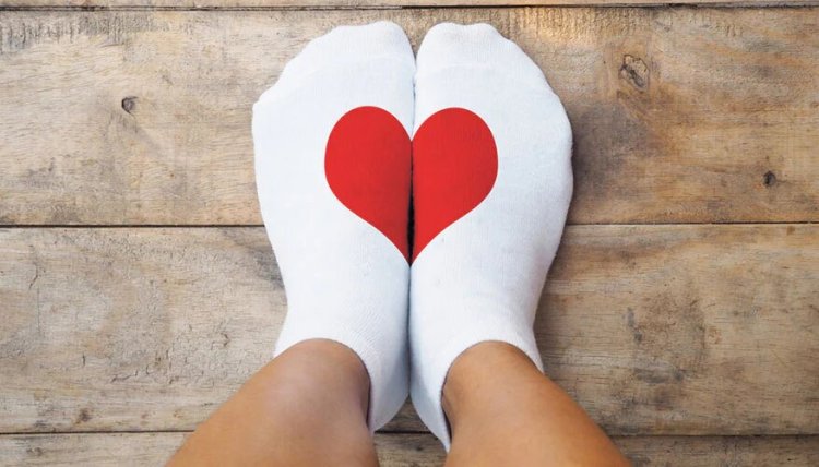 Ladies, Gift Your Men Socks On Valentines Day: Here's Why
