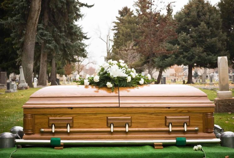 Revealed: Tricks Thieves Use To Rob Mourners In Rich Families Attending Funerals