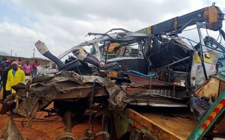 10 Killed After Trailer Collides With Matatu At Mai Mahiu