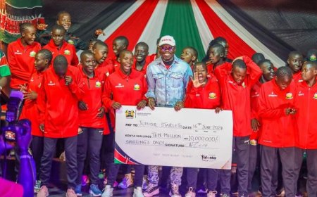 CS Ababu Gifts Junior Starlets Ksh10M After World Cup Qualification