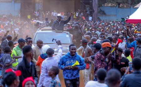 Gachagua Scampers To Safety After Goons Storm Burial In Limuru [VIDEO]