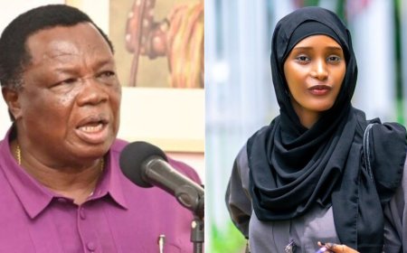 Atwoli Labels Hanifa 'Super Young Con Woman'