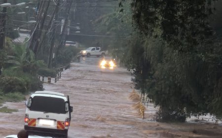 Nairobi County Starts Forcefully Evicting Residents & Demolishing Buildings After Floods In CBD