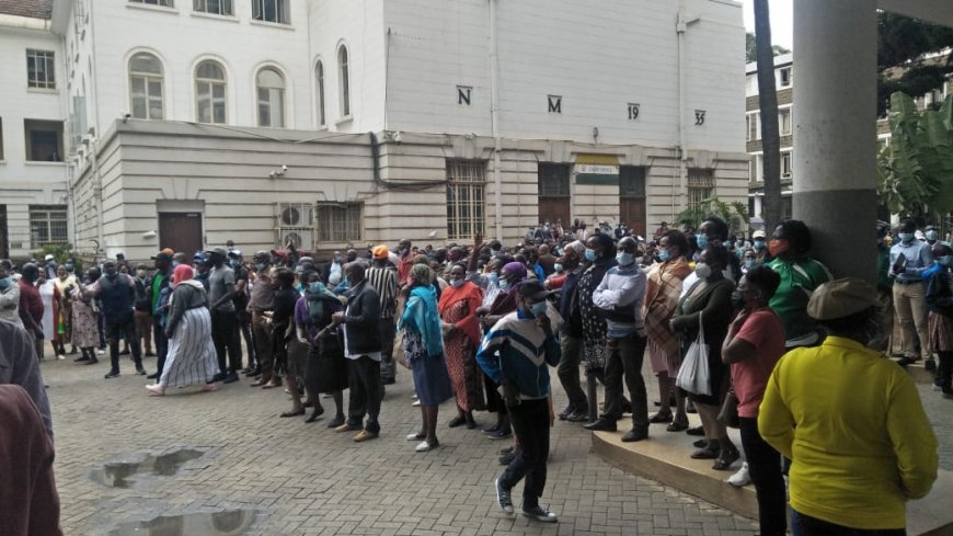 Govt To Raid Offices In Crackdown On All Employers